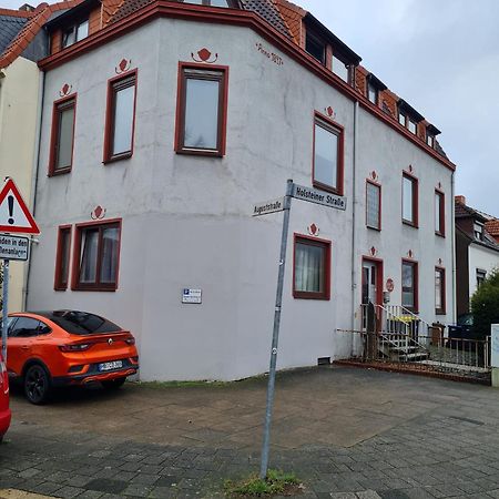 Unique: Geraeumig - Bhf-Nah - Parkplatz - Netflix Apartamento Bremen Exterior foto