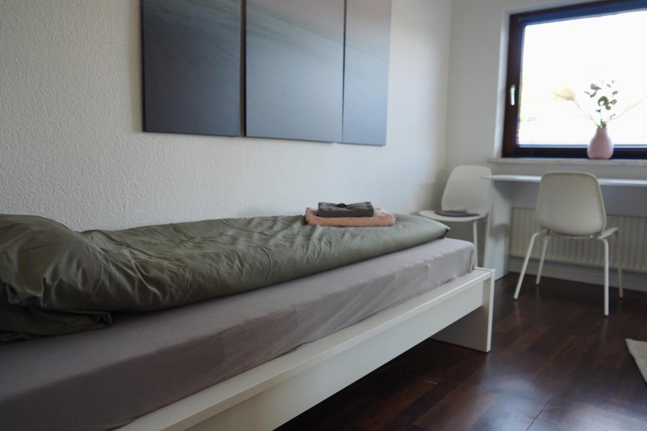 Unique: Geraeumig - Bhf-Nah - Parkplatz - Netflix Apartamento Bremen Exterior foto